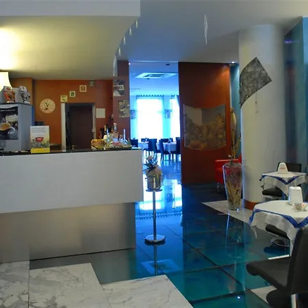 Western Nettuno 4*