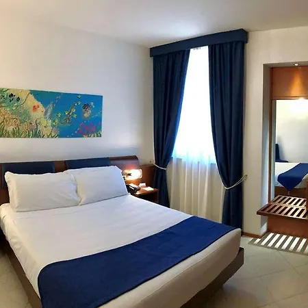 Western Nettuno Ξενοδοχείο