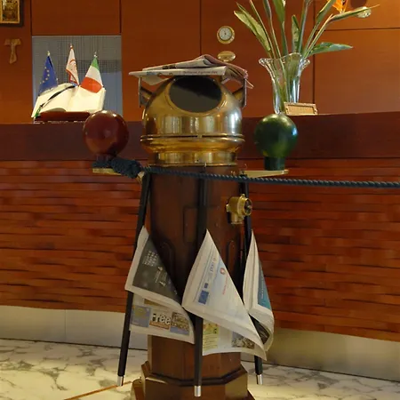 Western Nettuno 4* Brindisi