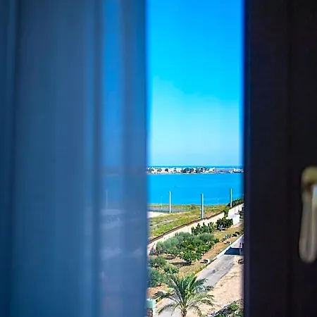 Western Nettuno 4* برينديسي
