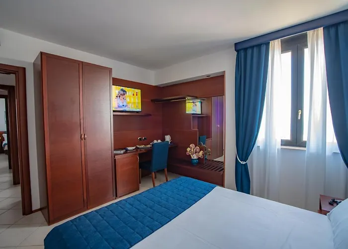 Hotell Western Nettuno 4*
